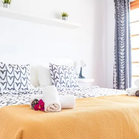 Cerca Playa San Eugenio Apartment Playa Feñabe