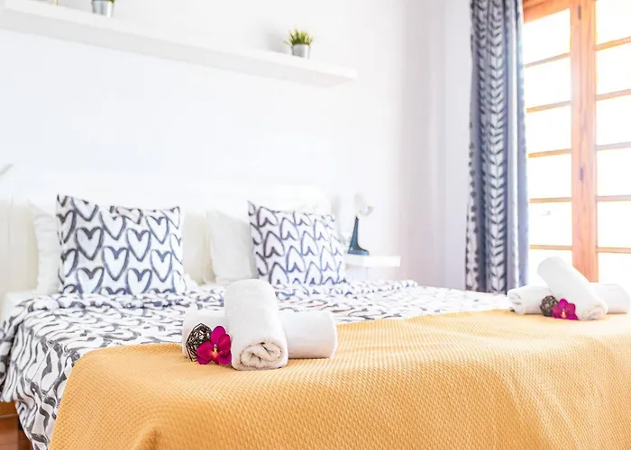 Cerca Playa San Eugenio Apartamento