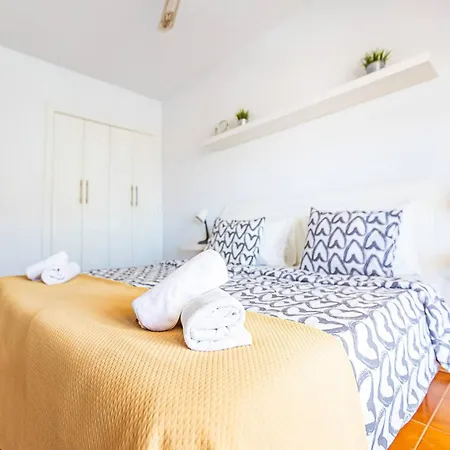 Cerca Playa San Eugenio * 아데제